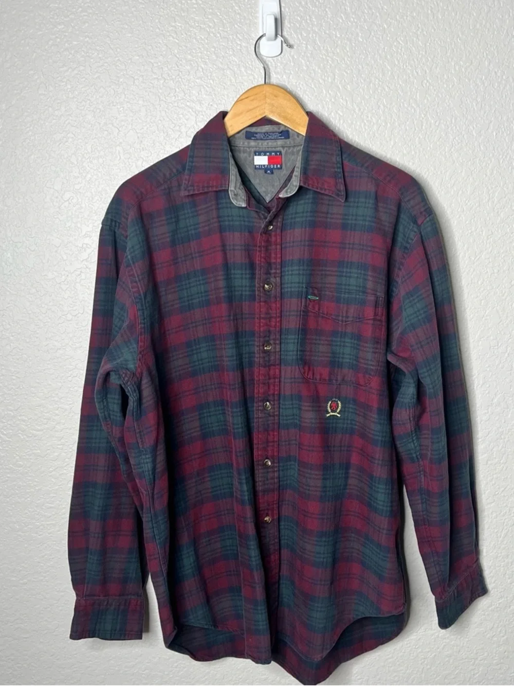 Vintage Y2K Tommy Hilfiger Plaid Button Down Shirt Men’s‎ Red Green Cotton M